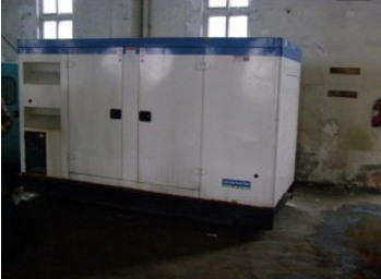 大庆康明斯150kw大型柴油二手发电机组