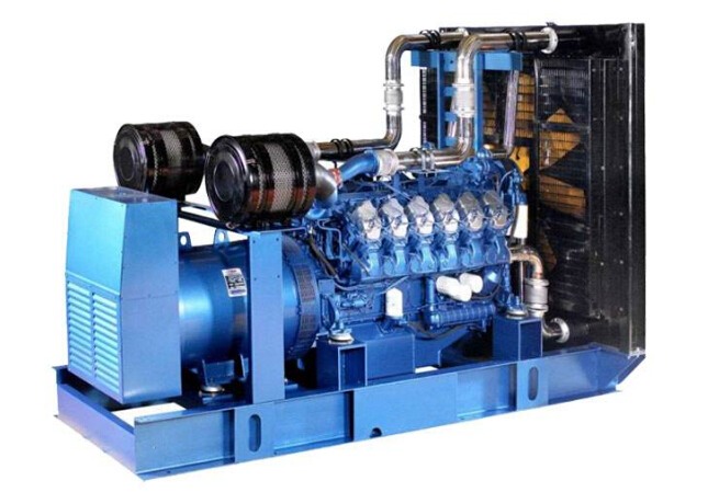 大庆康明斯30kw小型柴油二手发电机组